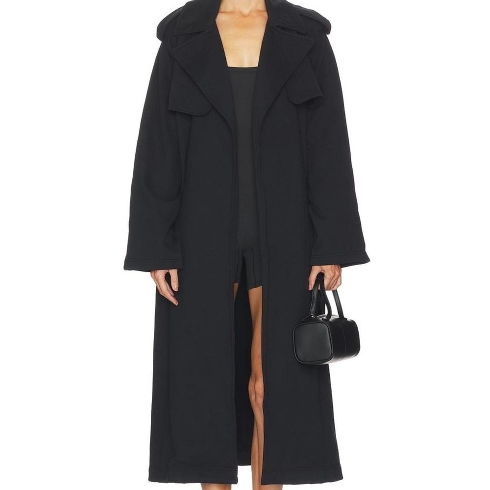 Skims boyfriend fleece trench coat in onyx black